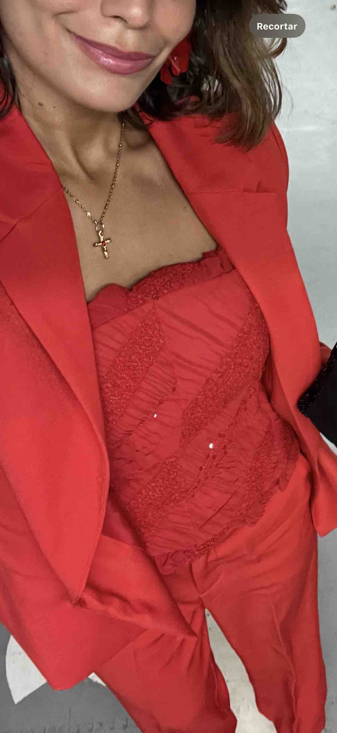 Alquiler Conjunto dos piezas corpiño y falda | Jointy